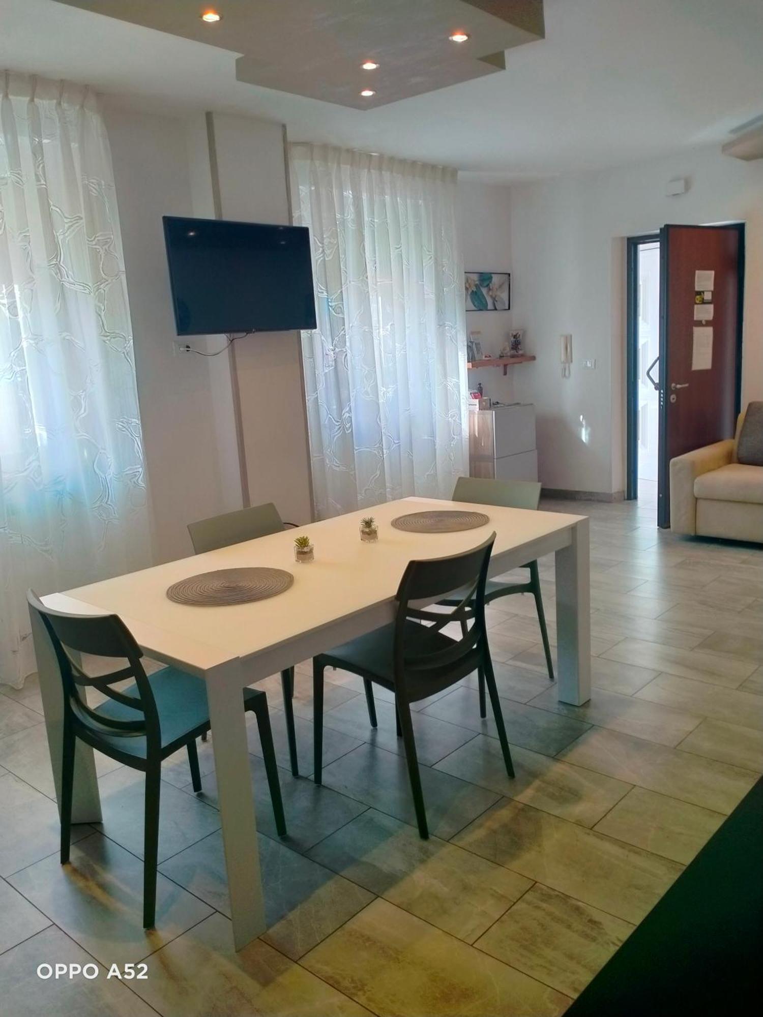 Apartamento Perla Di Mare Montesilvano Marina Exterior foto