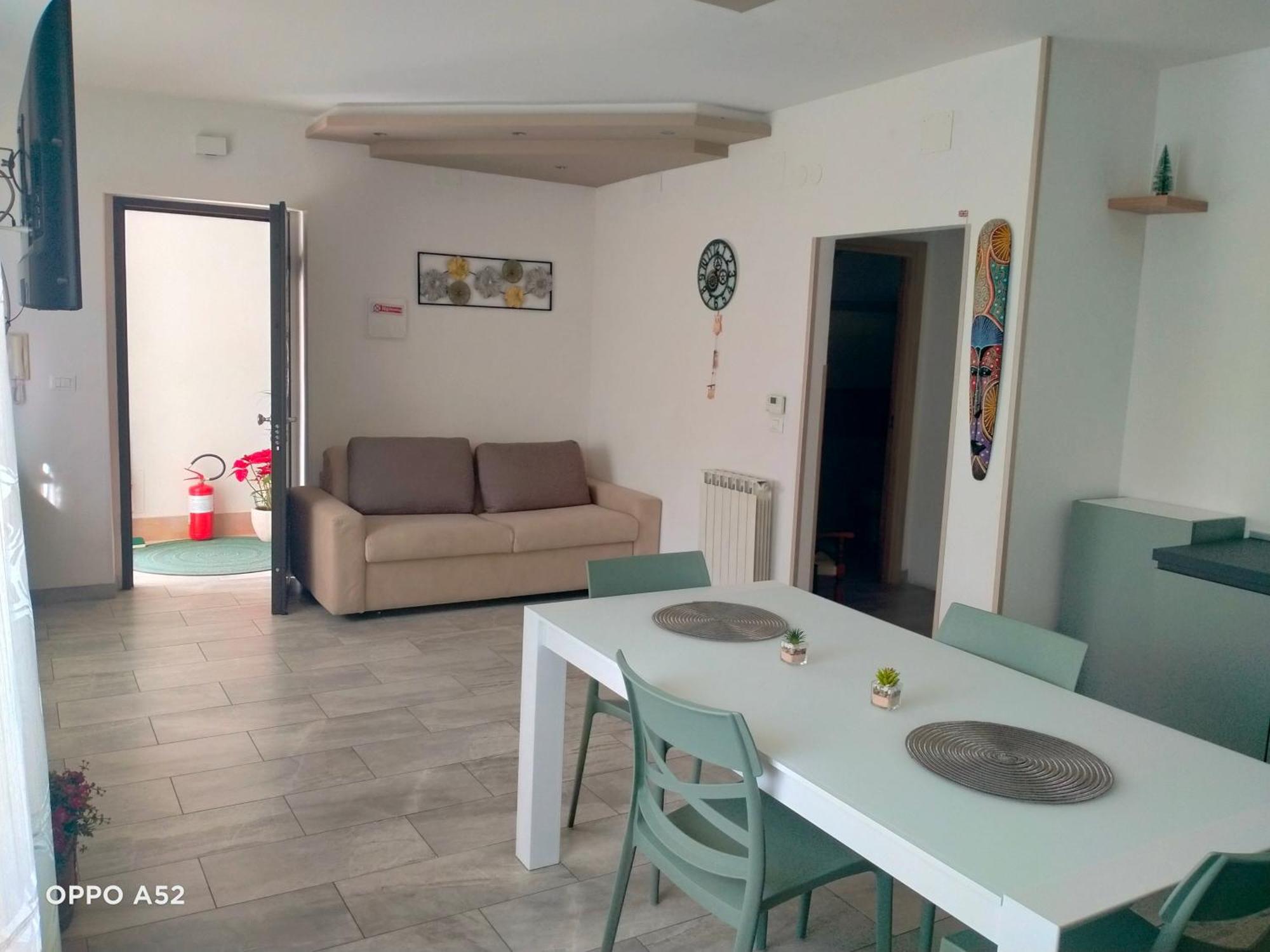 Apartamento Perla Di Mare Montesilvano Marina Exterior foto
